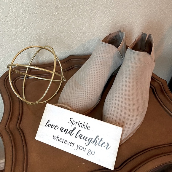 Booties - Picture 1 of 4